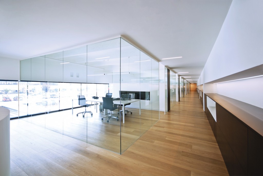 pareti-mobili-divisorie-in-vetro-mobili-ufficio-design-in-legno-vetrate-attrezzate-attrezzata-prezzi-padova-vicenza-treviso-veneto-COLDLINE-1
