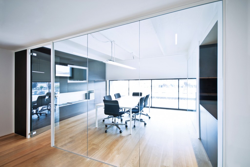 pareti-mobili-divisorie-in-vetro-mobili-ufficio-design-in-legno-vetrate-attrezzate-attrezzata-prezzi-padova-vicenza-treviso-veneto-COLDLINE-4