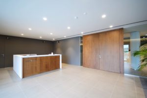 partition-wall-glass-office-partitions-sliding-doors-aluminium-interior-demountable-wooden-walls-internal-glazed-for-designer-OLIVARI_11