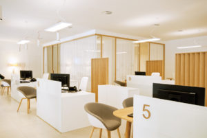 partition-wall-glass-office-partitions-sliding-doors-aluminium-interior-demountable-wooden-walls-internal-glazed-for-designer-UNICREDIT_6